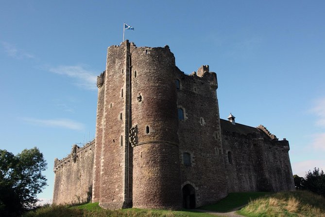 Outlander Day Tour - Midhope Castle, the real Lallybroch