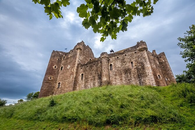 Outlander Filming Locations Day Tour from Edinburgh - The guide can make or break the day