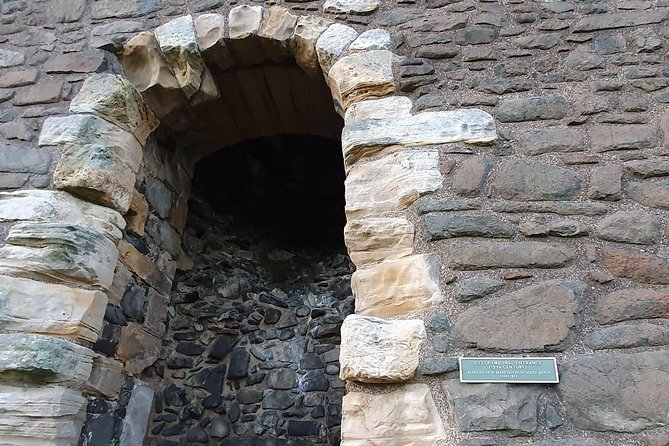Outlander Tour - Falkland Palace and the streets of Inverness