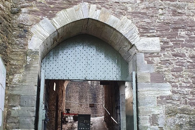 Outlander Tour - Doune Castle, the home of Clan MacKenzie
