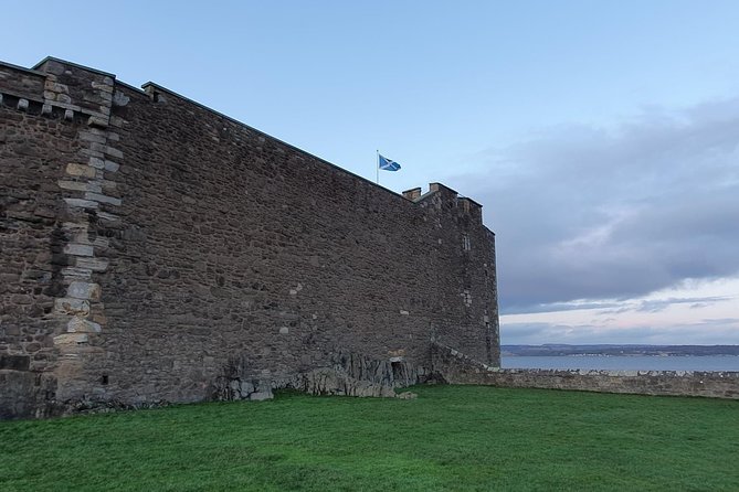 Outlander Tour - Linlithgow Palace and Wentworth Prison