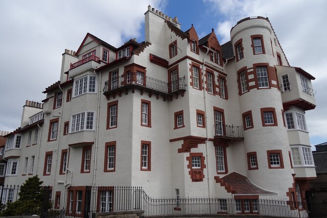 Private 4 Hour Tour of Edinburgh in a Spacious 6-seater Mercedes - Calton Hill and Edinburgh’s best photographs