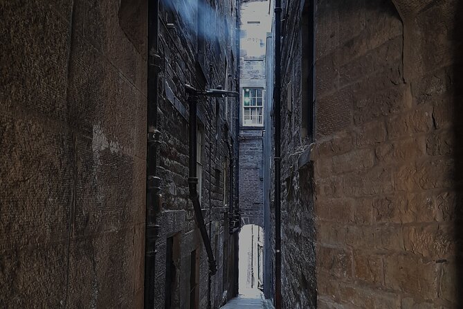 Private Dark History Tour: Eerie Edinburgh - St Giles’ Cathedral and what lies behind the concrete