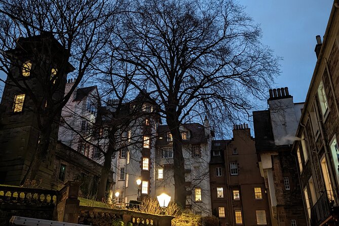 Private Dark History Tour: Eerie Edinburgh - Mercat Cross and medieval public punishment