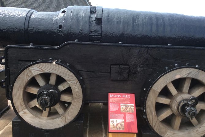 Private Edinburgh Castle Tour - Mons Meg, The Castle’s Giant Cannon