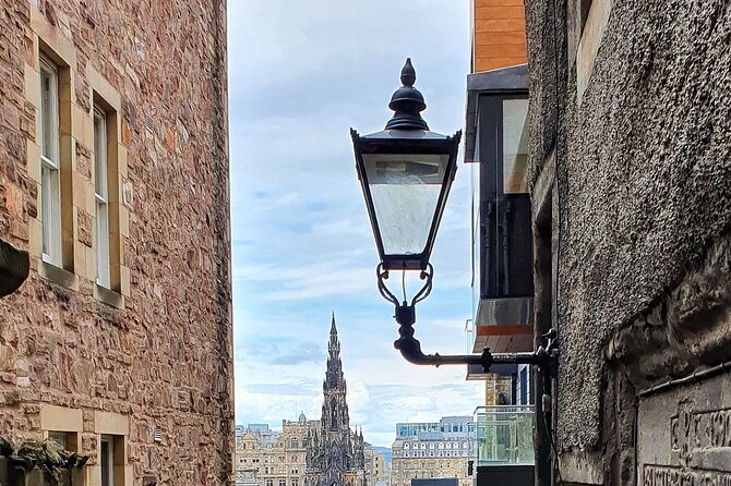 Private Edinburgh driving tour - Stockbridge, Circus Lane, and Dean Village