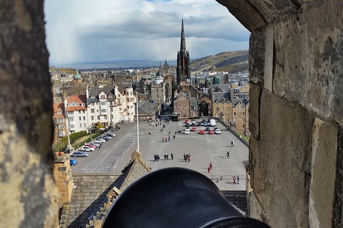 Private Edinburgh Full Day Guided Tour in a Black Cab LEVC TX - Calton Hill and Dean Village