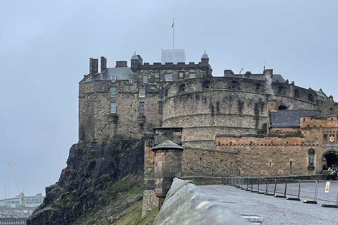 Private Executive Edinburgh Airport transfers to Edinburgh City - Is $110 good value for your group?