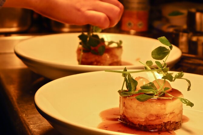 Private Food Tour of Edinburgh with Haggis, Scotch & More - Edinburgh Castle and the city’s famous skyline