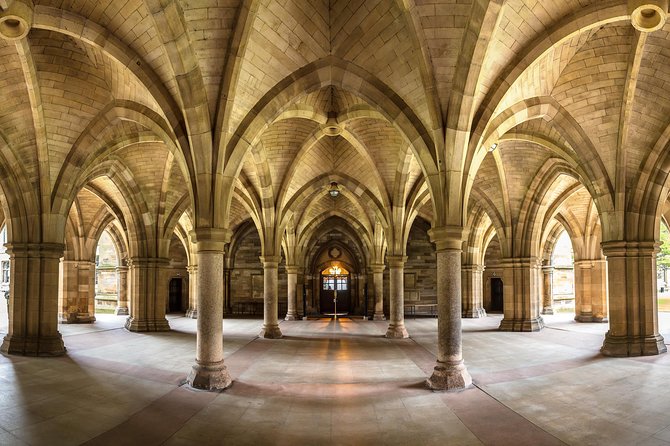 Private Glasgow West End Tour: Arts and Culture - The University of Glasgow and its memorable setting