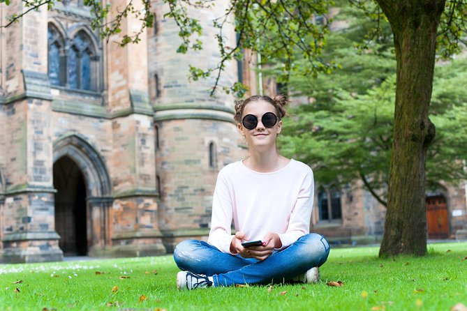 Private Glasgow West End Tour: Arts and Culture - A quick stop at Òran Mór and Byres Road