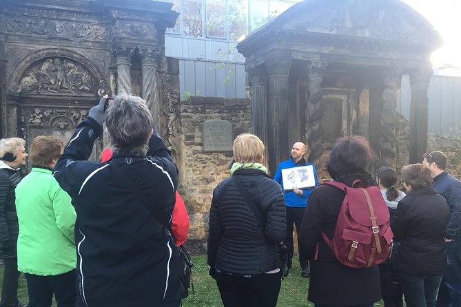 Private Greyfriars Kirkyard history tour - Who will enjoy this tour most
