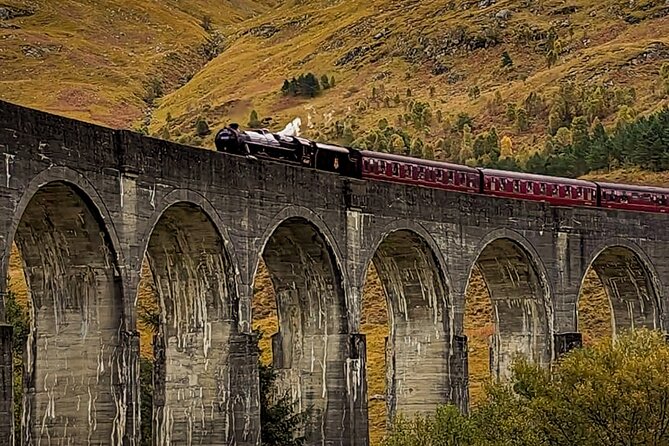 Private Harry Potter, Glenfinnan Viaduct, Highlands tour Glasgow - A 12-hour route built around Glenfinnan