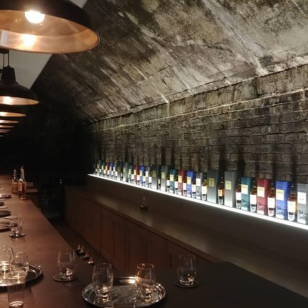 Private Highland Whisky Tour- Three distilleries - From Edinburgh - Tullibardine: a useful first taste of the day