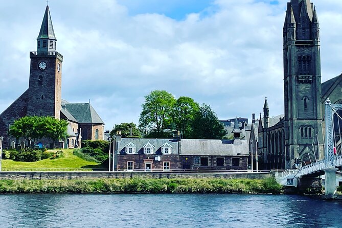 Private Invergordon Shore Excursion with Cawdor Castle (12 max) - A guide-led day with music and local food