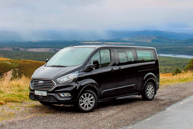 Private Luxury Mini Highlands Tour From Edinburgh - Braveheart - The Kelpies make a quick, powerful stop