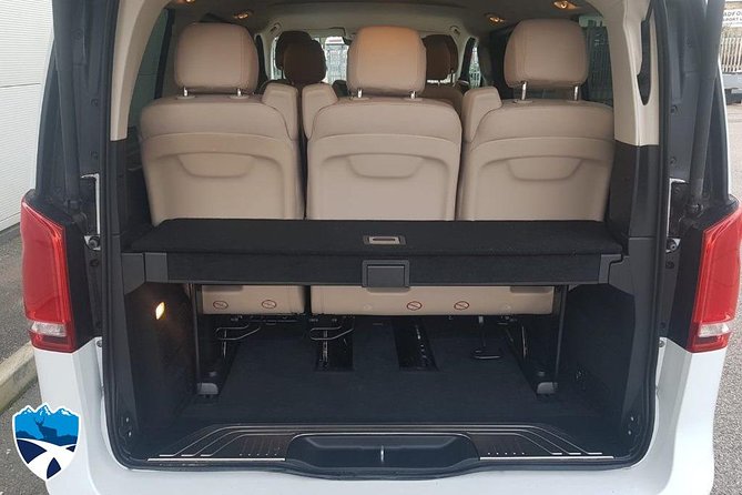 Private luxury transfer from Edinburgh Airport to Edinburgh - What the 30-minute ride adds to your arrival