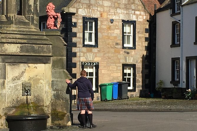 Private 'Outlander' Film Locations Day Trip from Edinburgh - Culross Palace and village: Crainsmuir on foot