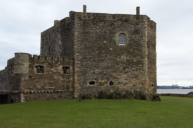 Private Outlander Tour from Edinburgh - The minibus, timing, and group size