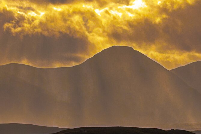 Private Tour of Loch Ness, Glencoe and Highlands from Glasgow - Fort William Beneath Ben Nevis
