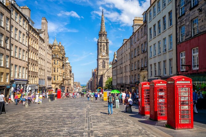 Private Walking Tour of Edinburgh Castle with Skip-the-Line - Timing, pace, and the private format