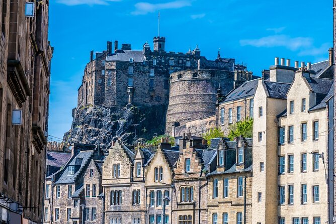 Private Walking Tour of Edinburgh Castle with Skip-the-Line - The calm of St. Margaret’s Chapel