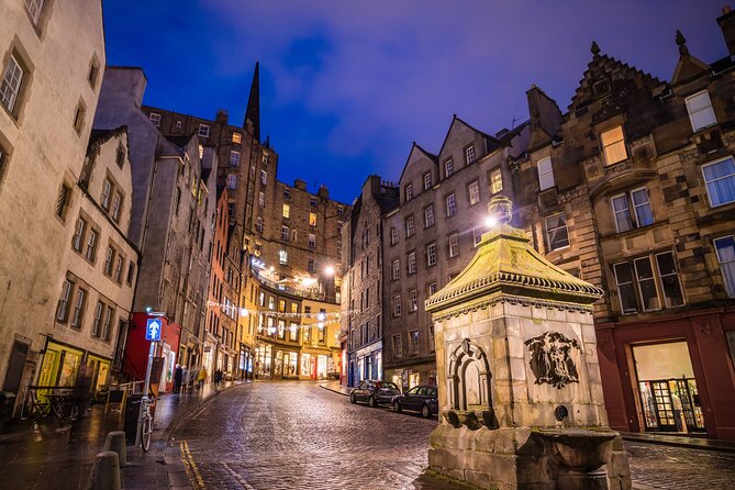 Privately Guided Day Tour of Edinburgh in Luxury Minivan - Old Town, the Royal Mile, and Edinburgh Castle