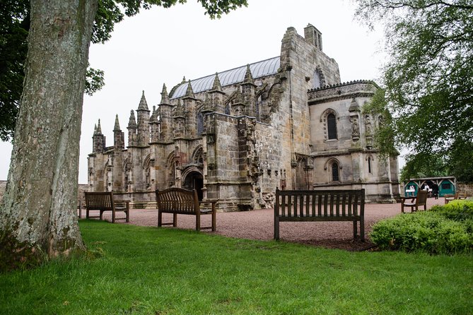 Rosslyn Chapel, Dunfermline Abbey and Stirling Castle Day Tour - Stirling Castle deserves your full attention