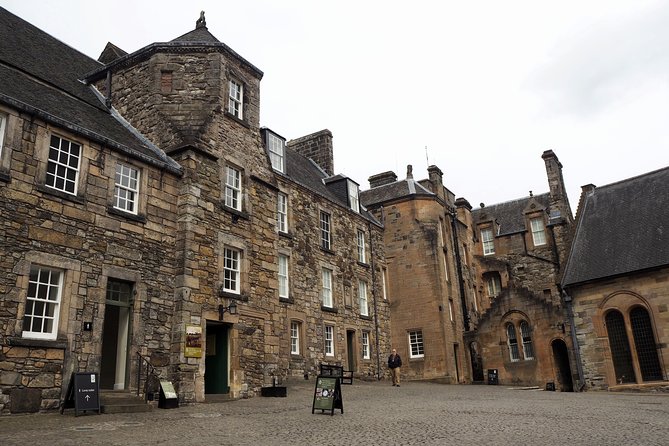Rosslyn Chapel, Dunfermline Abbey and Stirling Castle Day Tour - Why the driving option makes sense