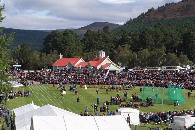 Round-Trip Transportation to the Braemar Highland Games from Edinburgh - Transport, comfort, and the long return