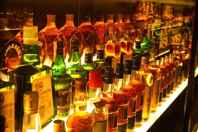 Scotch Tour Edinburgh with a Local Expert: Private & 100% Personalized - Start at Harvey Nichols on St Andrew Square
