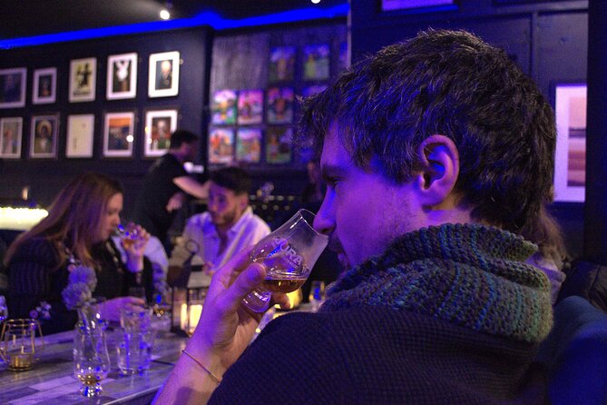 Scotch Whisky Tasting - The True Spirit of Scotland - What the guides add to the experience