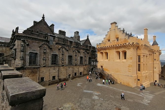 Shore Excursion to Loch Lomond & Stirling Castle - A full Scottish day from Greenock