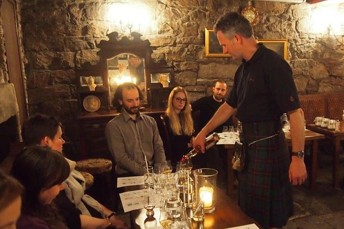 Small Group Edinburgh Whisky Tour and Tasting - Four drams from four Scottish whisky regions