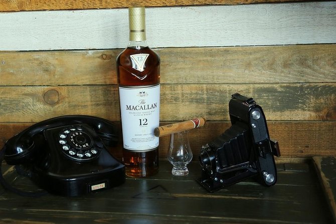 Speyside Whisky Tour - Three Distilleries Included - Private - 5 Star Reviews - Aberlour: a generous start in Speyside