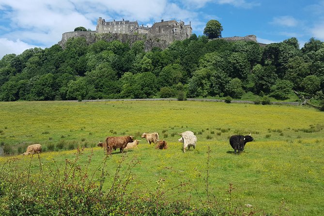 Stirling Castle, Trossachs and Loch Lomond Shore Excursion - Lunch at The Drovers Inn, dating from 1705