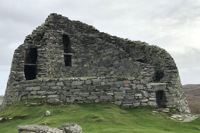 Stornoway: Guided Tour of the Isle of Lewis - Carloway Broch, a stone fort with a fine view