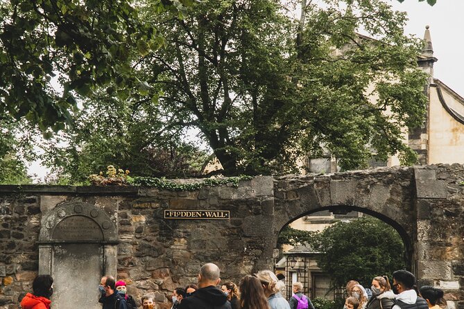 Tales from the Crypts: Ghouls, Graves and Ghostly Tales - Why this Edinburgh ghost walk works