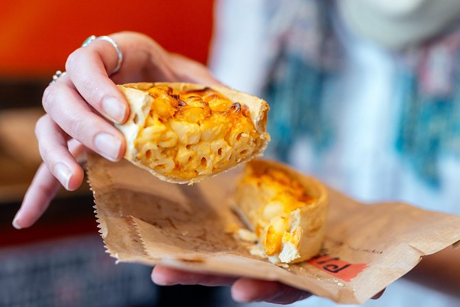 The 10 Tastings of Edinburgh With Locals: Private Food Tour - What this private Edinburgh food walk is really like