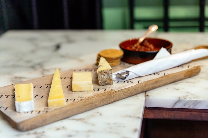 The 10 Tastings of Edinburgh With Locals: Private Food Tour - Lady Stair’s Close and the Writers’ Museum