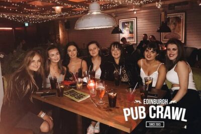 The Original Edinburgh Pub Crawl: 7 Bars!