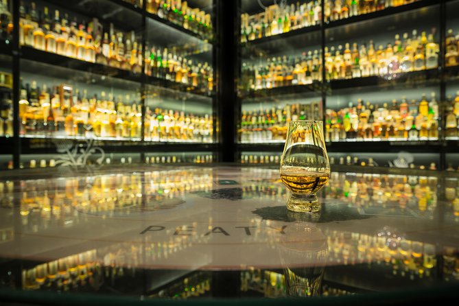 The Scotch Whisky Experience Guided Whisky Tour - An Introduction to Whisky - Choosing your dram