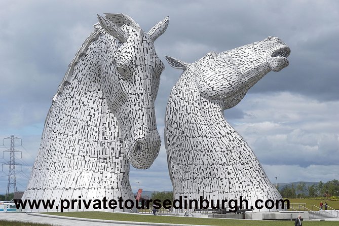 the World Famous Kelpies and Stirling Castle small group tours - Guide style and what to expect