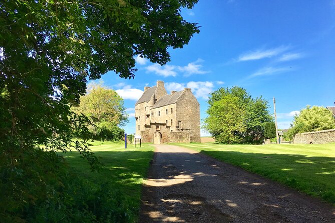Ultimate Outlander Day Tour - Doune Castle, the home of Castle Leoch