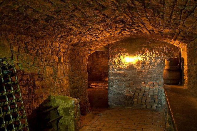 Underground City of the Dead Tour - St Giles’ Cathedral is the starting point