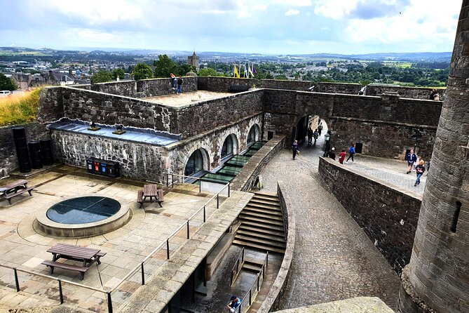 Wallace monument, Stirling Castle, Linlithgow Palace Private Tour - What a private guide changes
