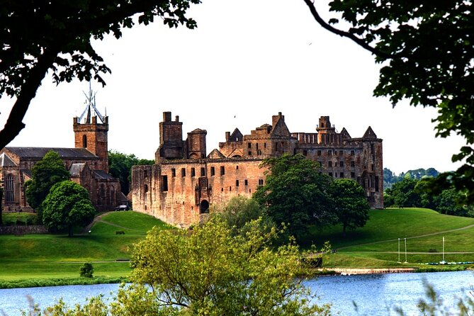 Wallace monument, Stirling Castle, Linlithgow Palace Private Tour - Timing, walking, and family comfort