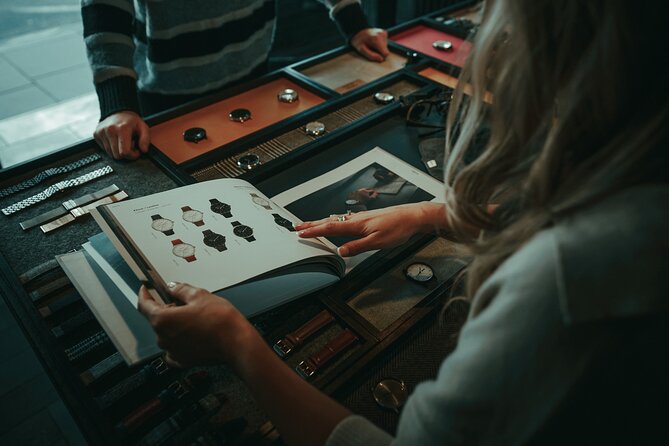 Watch Building Experience - St Andrews - Engraving your own message