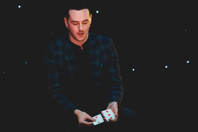 Watch Closely - An Evening of Magic - A Good Glasgow Evening Plan