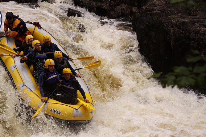 White Water Rafting and River Bugs on the River Tummel - Paddling through pools, Zig-Zag, and Sharks Tooth
